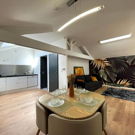 Gite De La Fauvette Saintes Apartment Exterior photo