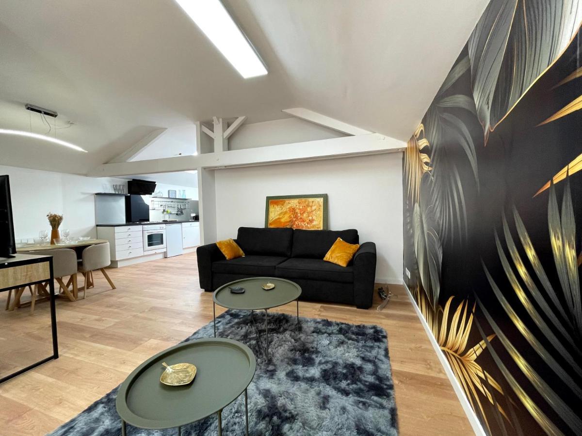 Gite De La Fauvette Saintes Apartment Exterior photo